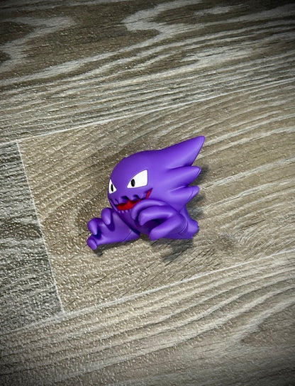 Pokemon Haunter - Ghost Through The Window - Magnetic Halloween Decoration